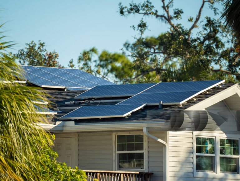 Residential home with rooftop solar panels installed by CalPacific Power in California, showcasing clean energy and solar battery readiness.