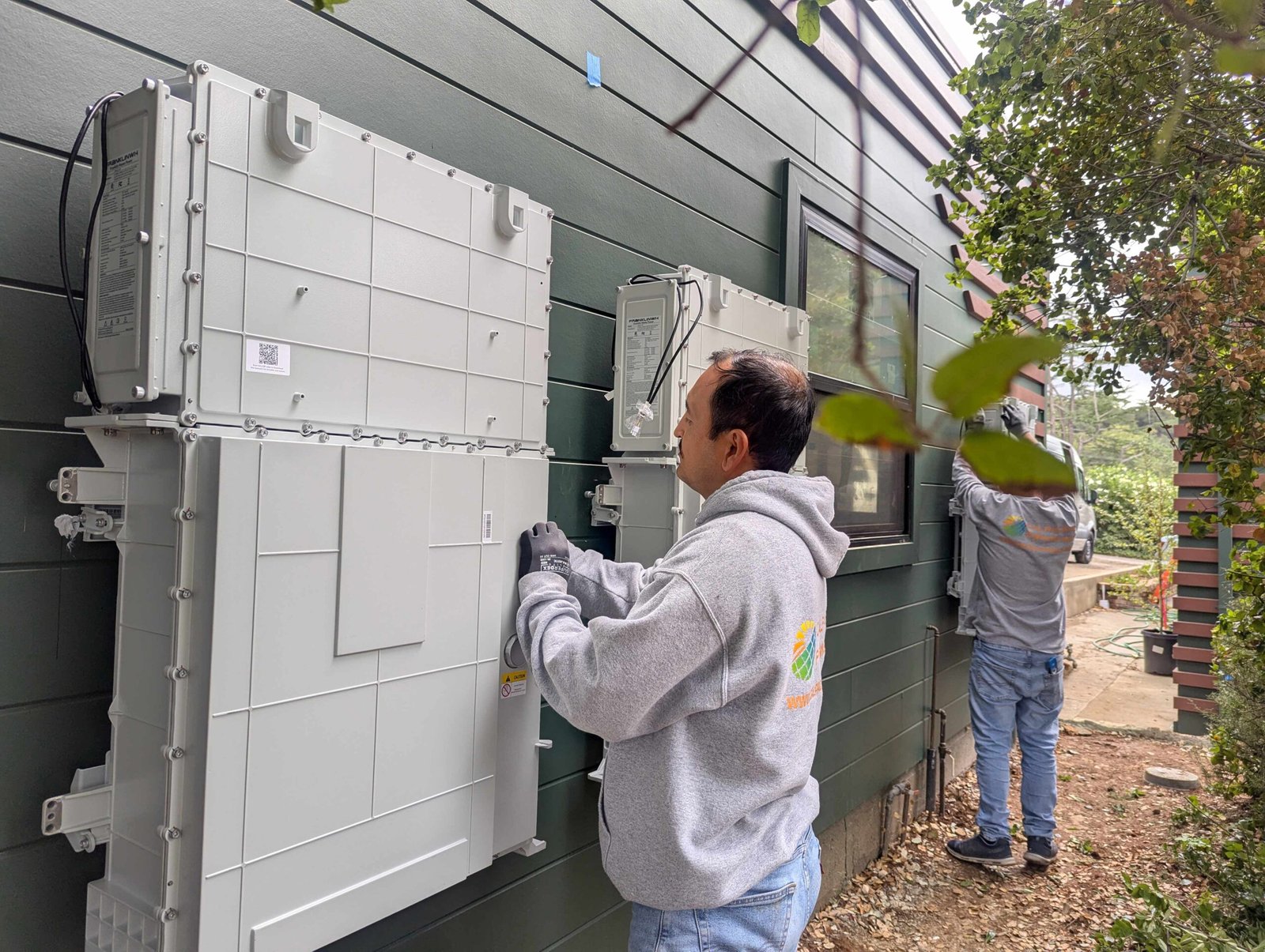 Mounting structure and wiring setup for 3.2 kW solar panel installation in Los Gatos by CalPacific Power.